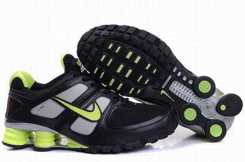 3 suisses nike shox